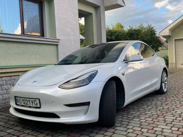 Білий Тесла Модель 3, об'ємом двигуна 0 л та пробігом 38 тис. км за 26500 $, фото 2 на Automoto.ua