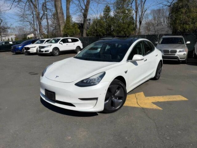 Білий Тесла Модель 3, об'ємом двигуна 0 л та пробігом 30 тис. км за 6900 $, фото 2 на Automoto.ua