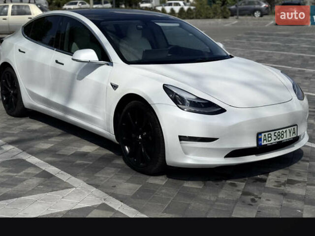 Белый Тесла Модель 3, объемом двигателя 0 л и пробегом 155 тыс. км за 18500 $, фото 1 на Automoto.ua