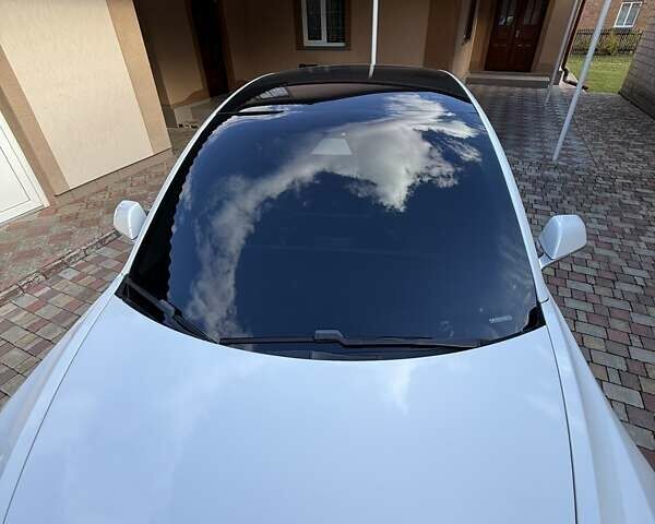 Белый Тесла Модель 3, объемом двигателя 0 л и пробегом 143 тыс. км за 18900 $, фото 16 на Automoto.ua