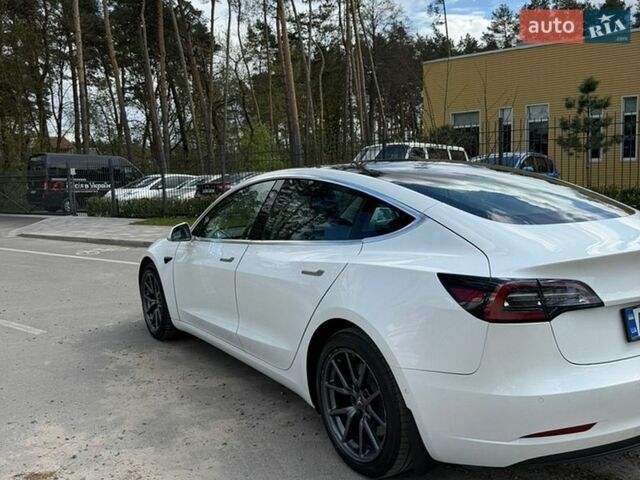 Белый Тесла Модель 3, объемом двигателя 0 л и пробегом 128 тыс. км за 18199 $, фото 13 на Automoto.ua
