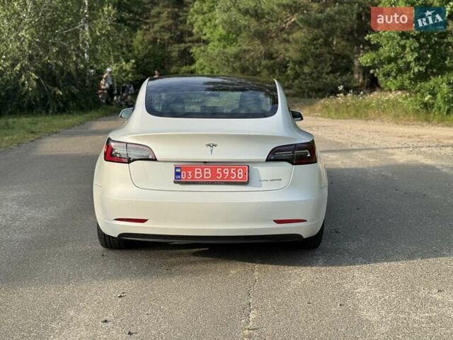 Белый Тесла Модель 3, объемом двигателя 0 л и пробегом 60 тыс. км за 17900 $, фото 15 на Automoto.ua