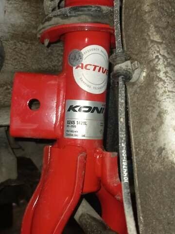 Белый Тесла Модель 3, объемом двигателя 0 л и пробегом 75 тыс. км за 25799 $, фото 39 на Automoto.ua