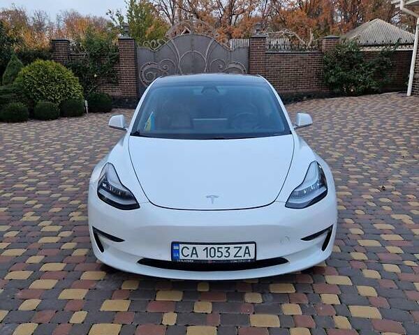 Белый Тесла Модель 3, объемом двигателя 0 л и пробегом 135 тыс. км за 20500 $, фото 5 на Automoto.ua
