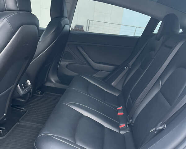 Белый Тесла Модель 3, объемом двигателя 0 л и пробегом 137 тыс. км за 17300 $, фото 15 на Automoto.ua