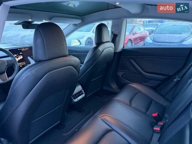 Белый Тесла Модель 3, объемом двигателя 0 л и пробегом 159 тыс. км за 15500 $, фото 16 на Automoto.ua