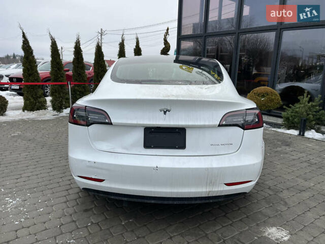 Белый Тесла Модель 3, объемом двигателя 0 л и пробегом 58 тыс. км за 18700 $, фото 8 на Automoto.ua