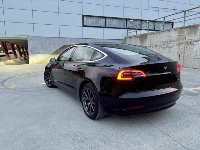 Білий Тесла Модель 3, об'ємом двигуна 0 л та пробігом 12 тис. км за 13200 $, фото 2 на Automoto.ua