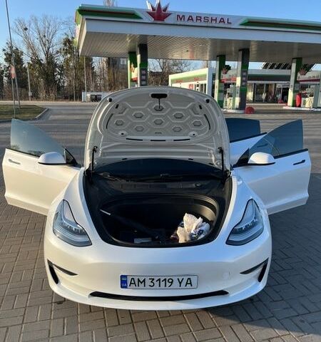 Білий Тесла Модель 3, об'ємом двигуна 0 л та пробігом 155 тис. км за 16300 $, фото 11 на Automoto.ua