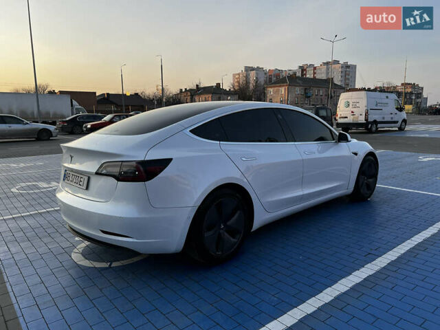 Белый Тесла Модель 3, объемом двигателя 0 л и пробегом 128 тыс. км за 18000 $, фото 3 на Automoto.ua