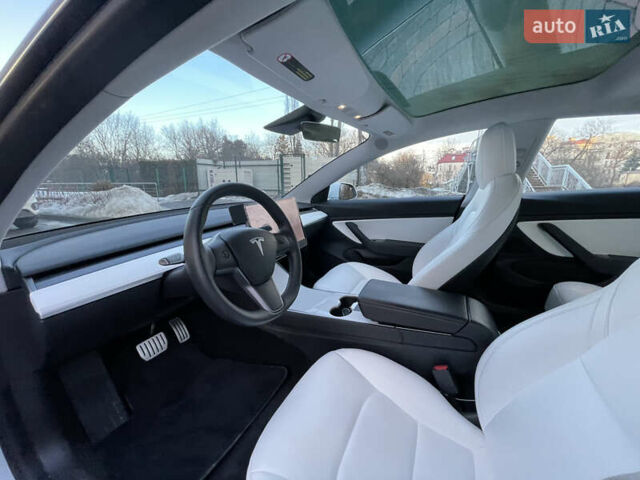 Білий Тесла Модель 3, об'ємом двигуна 0 л та пробігом 24 тис. км за 20500 $, фото 25 на Automoto.ua