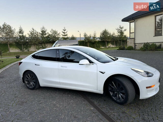Белый Тесла Модель 3, объемом двигателя 0 л и пробегом 180 тыс. км за 14000 $, фото 17 на Automoto.ua