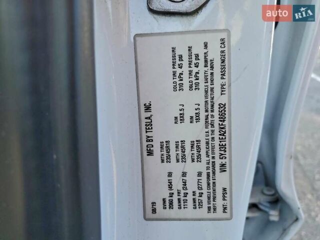 Белый Тесла Модель 3, объемом двигателя 0 л и пробегом 85 тыс. км за 6400 $, фото 11 на Automoto.ua