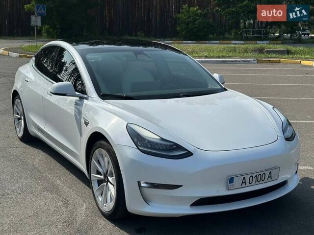 Белый Тесла Модель 3, объемом двигателя 0 л и пробегом 98 тыс. км за 16930 $, фото 7 на Automoto.ua
