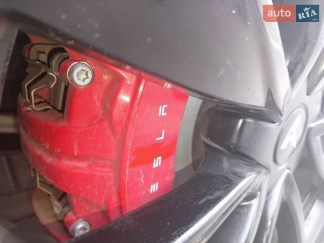 Белый Тесла Модель 3, объемом двигателя 0 л и пробегом 92 тыс. км за 16900 $, фото 14 на Automoto.ua