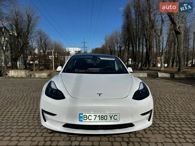 Белый Тесла Модель 3, объемом двигателя 0 л и пробегом 116 тыс. км за 16500 $, фото 2 на Automoto.ua