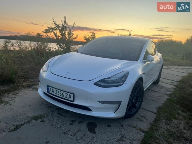 Білий Тесла Модель 3, об'ємом двигуна 0 л та пробігом 224 тис. км за 12500 $, фото 11 на Automoto.ua