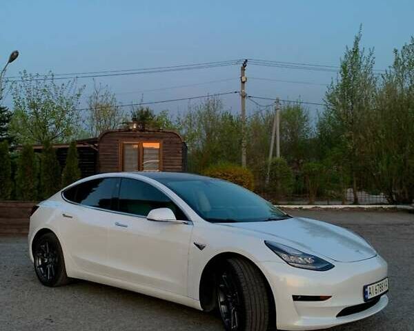 Белый Тесла Модель 3, объемом двигателя 0 л и пробегом 66 тыс. км за 15800 $, фото 16 на Automoto.ua