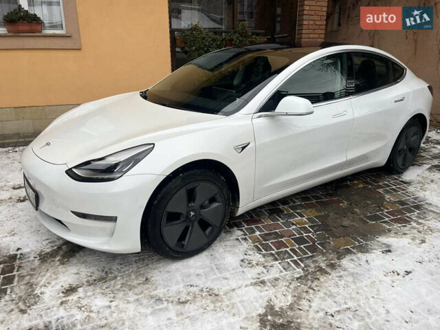 Белый Тесла Модель 3, объемом двигателя 0 л и пробегом 177 тыс. км за 17500 $, фото 10 на Automoto.ua