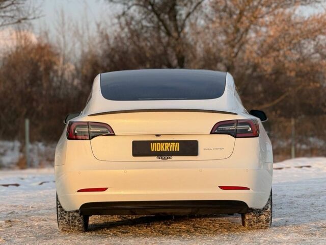 Білий Тесла Модель 3, об'ємом двигуна 0 л та пробігом 190 тис. км за 15950 $, фото 14 на Automoto.ua