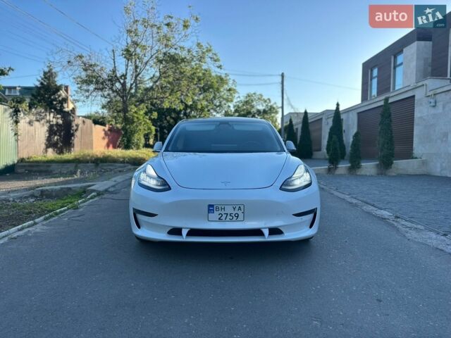Белый Тесла Модель 3, объемом двигателя 0 л и пробегом 113 тыс. км за 16800 $, фото 12 на Automoto.ua