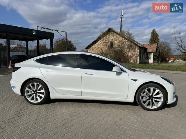 Белый Тесла Модель 3, объемом двигателя 0 л и пробегом 144 тыс. км за 15800 $, фото 10 на Automoto.ua
