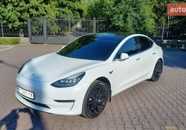 Белый Тесла Модель 3, объемом двигателя 0 л и пробегом 156 тыс. км за 14900 $, фото 6 на Automoto.ua