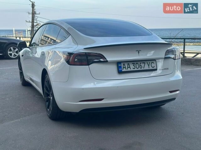 Білий Тесла Модель 3, об'ємом двигуна 0 л та пробігом 139 тис. км за 18600 $, фото 11 на Automoto.ua