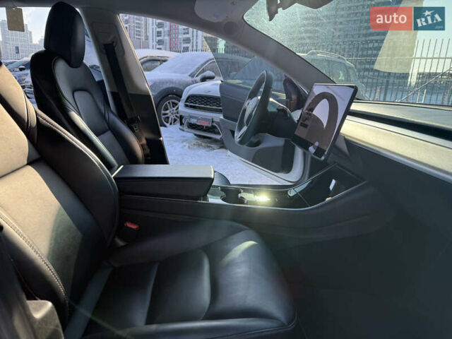 Білий Тесла Модель 3, об'ємом двигуна 0 л та пробігом 110 тис. км за 13500 $, фото 18 на Automoto.ua