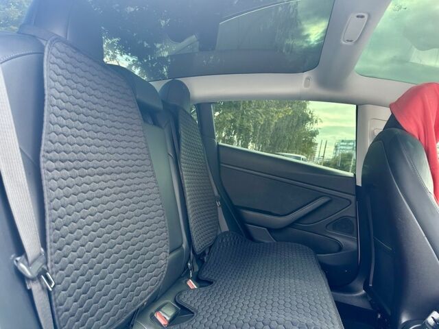 Білий Тесла Модель 3, об'ємом двигуна 0 л та пробігом 120 тис. км за 17800 $, фото 5 на Automoto.ua