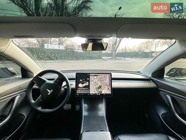 Белый Тесла Модель 3, объемом двигателя 0 л и пробегом 160 тыс. км за 19500 $, фото 21 на Automoto.ua