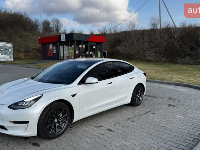 Белый Тесла Модель 3, объемом двигателя 0 л и пробегом 114 тыс. км за 14999 $, фото 6 на Automoto.ua