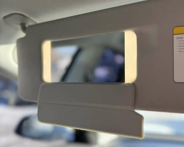 Белый Тесла Модель 3, объемом двигателя 0 л и пробегом 112 тыс. км за 18900 $, фото 25 на Automoto.ua