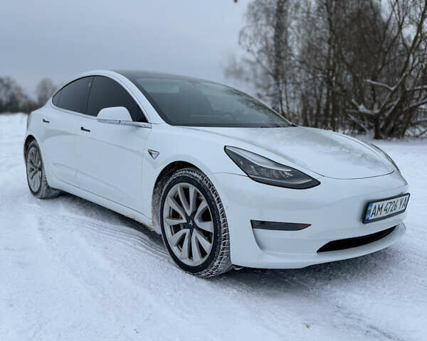 Белый Тесла Модель 3, объемом двигателя 0 л и пробегом 60 тыс. км за 19399 $, фото 7 на Automoto.ua