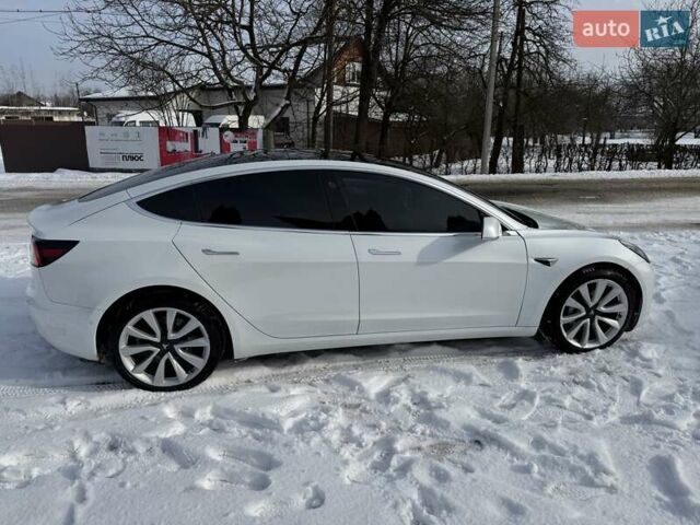 Білий Тесла Модель 3, об'ємом двигуна 0 л та пробігом 185 тис. км за 13800 $, фото 14 на Automoto.ua