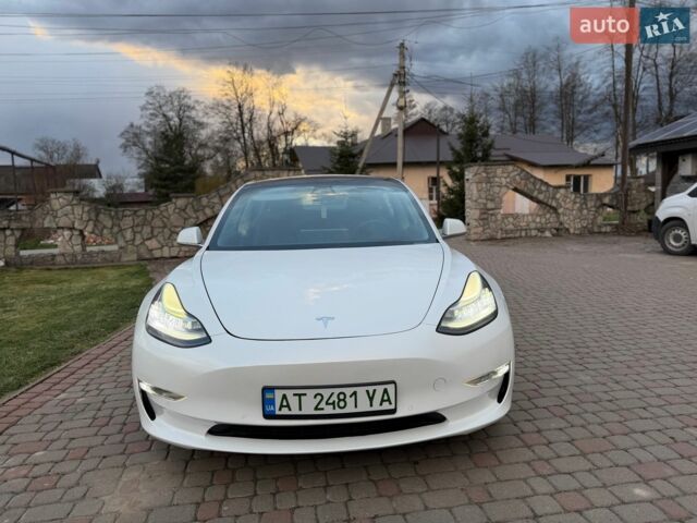 Білий Тесла Модель 3, об'ємом двигуна 0 л та пробігом 82 тис. км за 17600 $, фото 4 на Automoto.ua