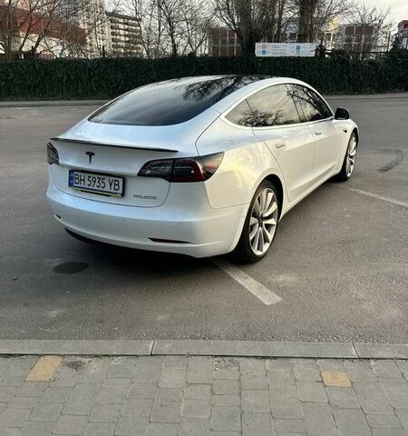 Білий Тесла Модель 3, об'ємом двигуна 0 л та пробігом 158 тис. км за 20000 $, фото 4 на Automoto.ua