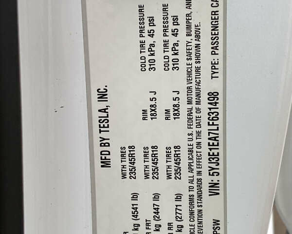 Белый Тесла Модель 3, объемом двигателя 0 л и пробегом 127 тыс. км за 17200 $, фото 35 на Automoto.ua