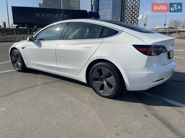 Білий Тесла Модель 3, об'ємом двигуна 0 л та пробігом 105 тис. км за 17200 $, фото 6 на Automoto.ua