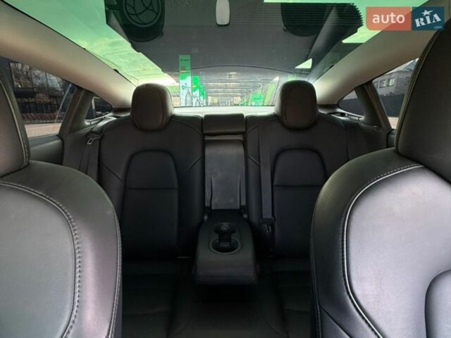 Білий Тесла Модель 3, об'ємом двигуна 0 л та пробігом 120 тис. км за 23000 $, фото 6 на Automoto.ua