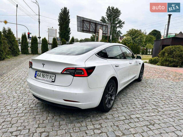 Белый Тесла Модель 3, объемом двигателя 0 л и пробегом 156 тыс. км за 11500 $, фото 7 на Automoto.ua