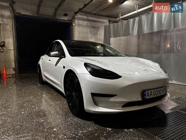 Білий Тесла Модель 3, об'ємом двигуна 0 л та пробігом 92 тис. км за 20999 $, фото 1 на Automoto.ua