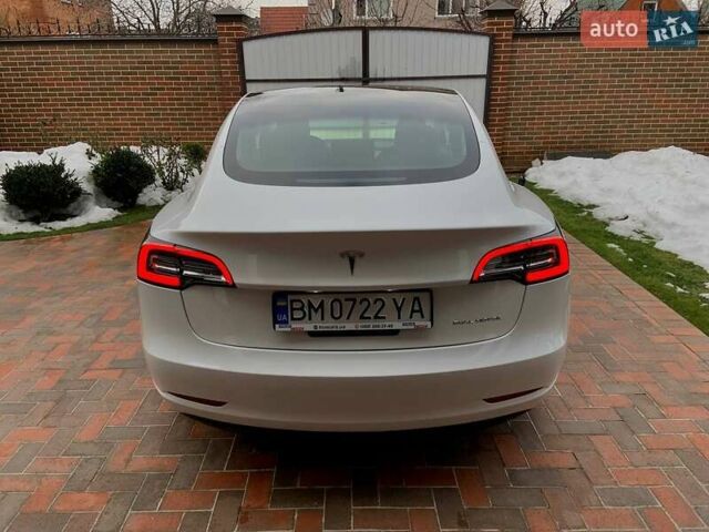 Белый Тесла Модель 3, объемом двигателя 0 л и пробегом 31 тыс. км за 32600 $, фото 10 на Automoto.ua