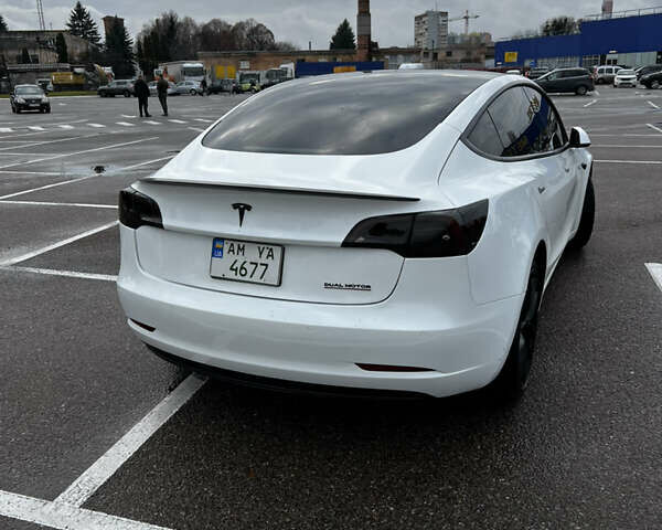 Білий Тесла Модель 3, об'ємом двигуна 0 л та пробігом 139 тис. км за 18900 $, фото 4 на Automoto.ua