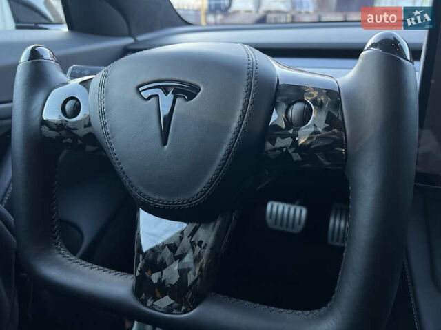 Белый Тесла Модель 3, объемом двигателя 0 л и пробегом 70 тыс. км за 28000 $, фото 15 на Automoto.ua