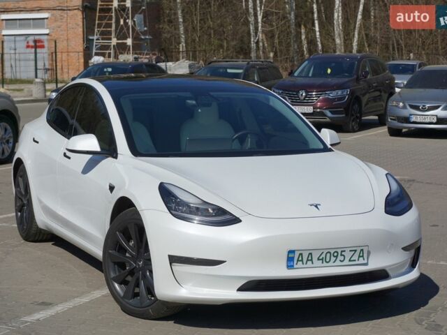 Білий Тесла Модель 3, об'ємом двигуна 0 л та пробігом 122 тис. км за 15800 $, фото 10 на Automoto.ua