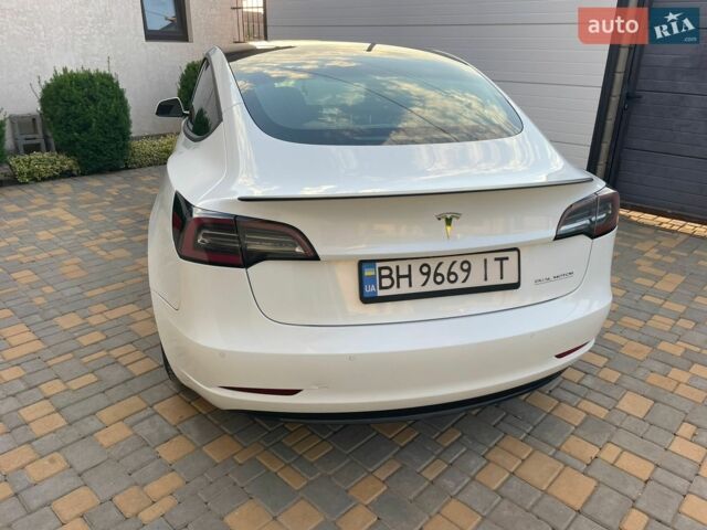 Білий Тесла Модель 3, об'ємом двигуна 0 л та пробігом 140 тис. км за 17300 $, фото 8 на Automoto.ua