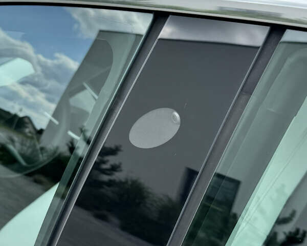 Белый Тесла Модель 3, объемом двигателя 0 л и пробегом 107 тыс. км за 19500 $, фото 20 на Automoto.ua