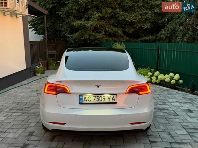 Білий Тесла Модель 3, об'ємом двигуна 0 л та пробігом 172 тис. км за 12950 $, фото 9 на Automoto.ua