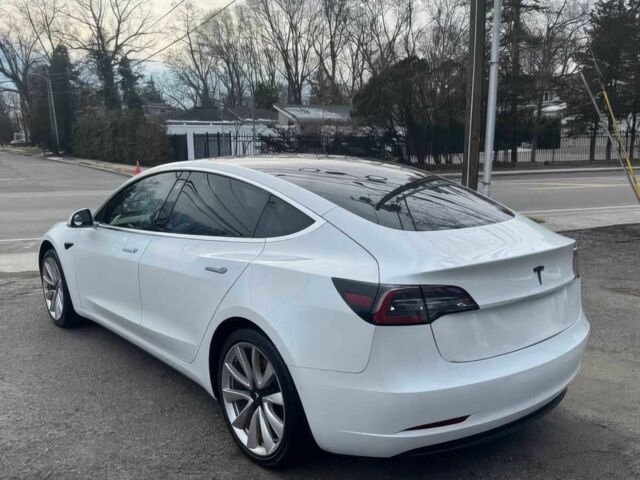 Білий Тесла Модель 3, об'ємом двигуна 0 л та пробігом 38 тис. км за 10000 $, фото 4 на Automoto.ua